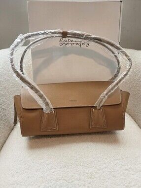 Rabeanco Unni Baguette Bag Caramel